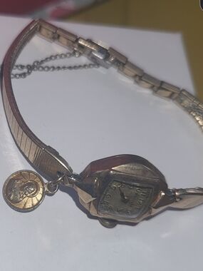 1940s Bulova Ladies Watch Vintage Antique